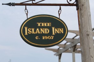 Island Inn