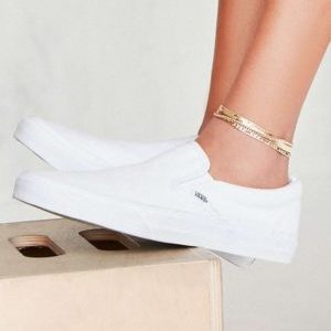 2.Anklet_UrbanOutfitters_Vans
