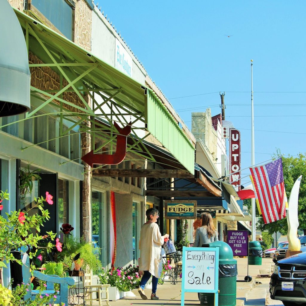 TravelTuesday Marble Falls, a Hip Lakefront Getaway TLM