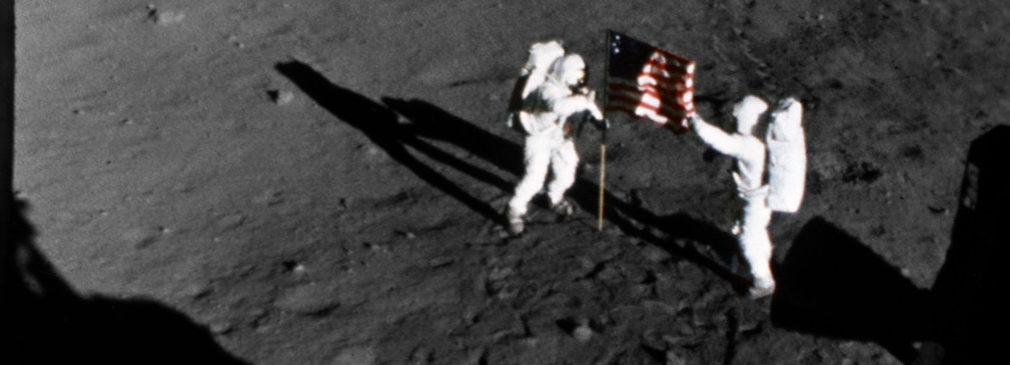 Flag. NASA Johnson on Visualhunt e1563311184987