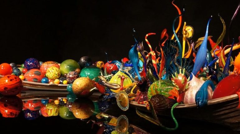 00 glass carnival color colorful toy seattle 711923 pxhere.com  e1578492476257